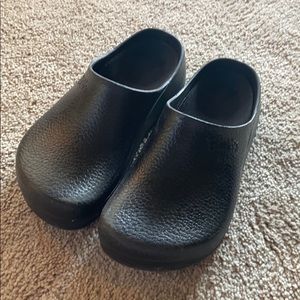 Birkenstock birki nursing shoes